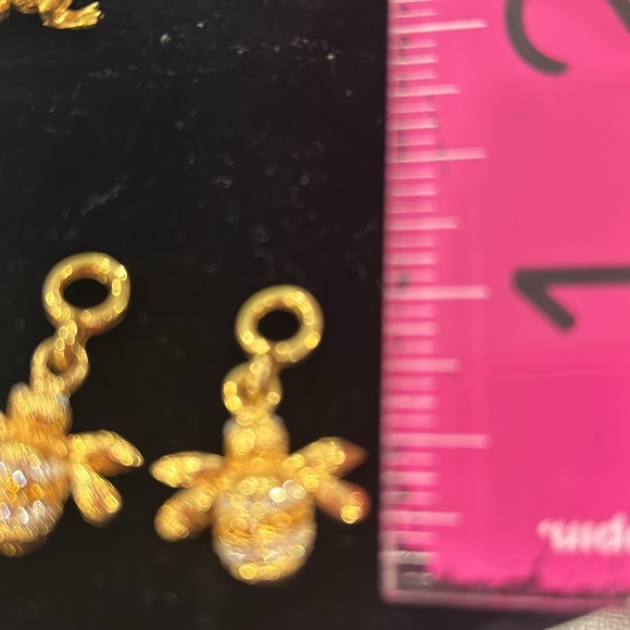 Cubic Zirconia Bumble Bee Charms for Hoop Earrings-Boutique - Picture 3 of 4
